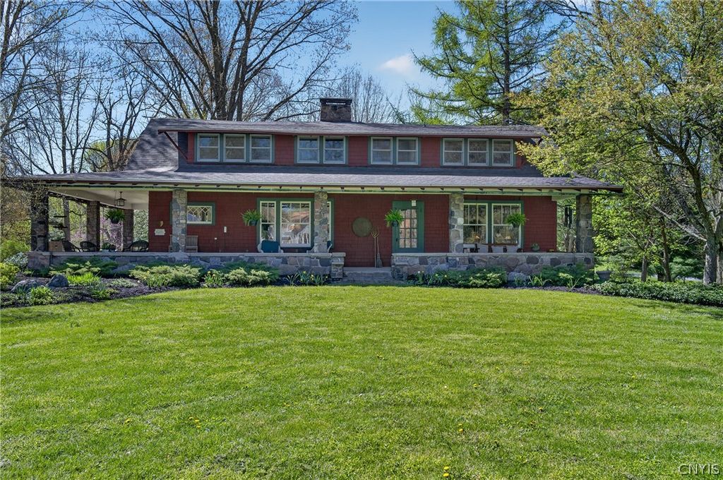 410 Salt Springs Road, Manlius, NY 13066