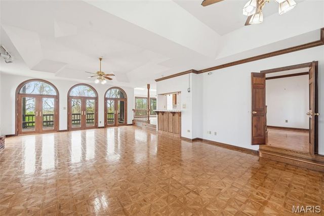 18230 Hager Lane, Chesterfield, MO 63005