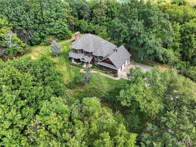 18230 Hager Lane, Chesterfield, MO 63005