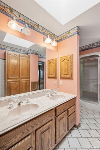 18230 Hager Lane, Chesterfield, MO 63005
