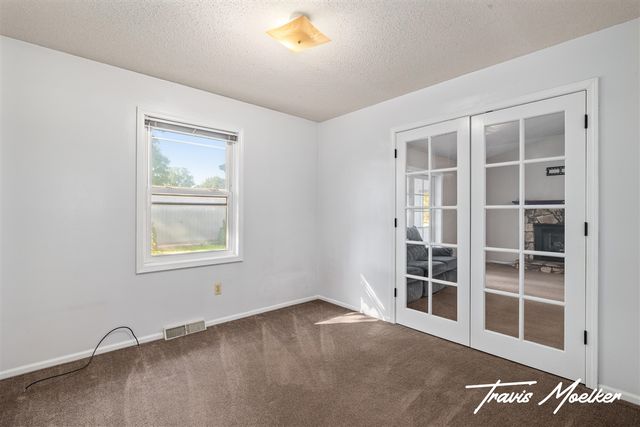 4582 Sutton Place, Grandville, MI 49418
