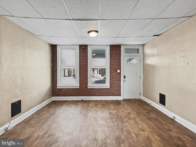 830 E PHILADELPHIA ST, York, PA 17403