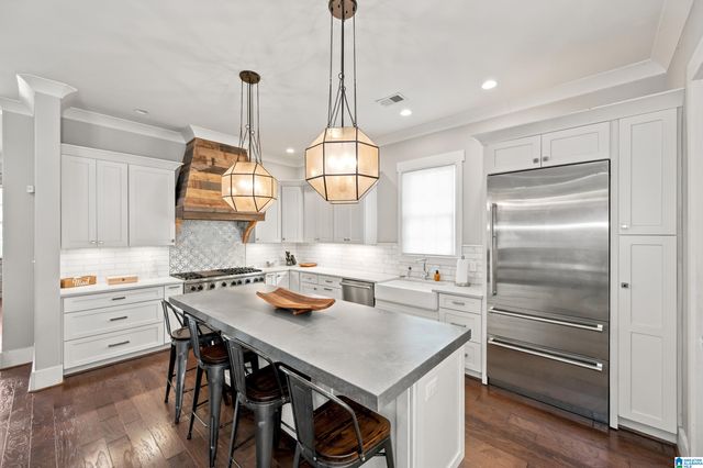 871 SOUTHBEND LANE, Vestavia Hills, AL 35216