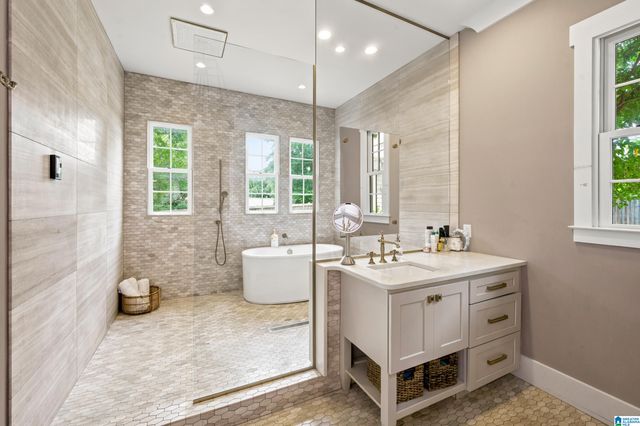 871 SOUTHBEND LANE, Vestavia Hills, AL 35216