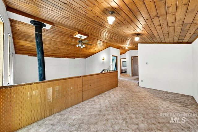 14211 Lake Shore Dr., Nampa, ID 83686