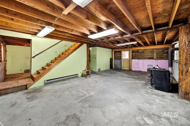 14211 Lake Shore Dr., Nampa, ID 83686