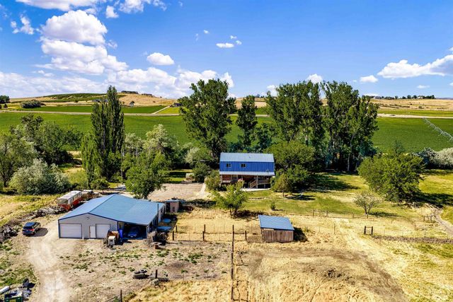 14211 Lake Shore Dr., Nampa, ID 83686