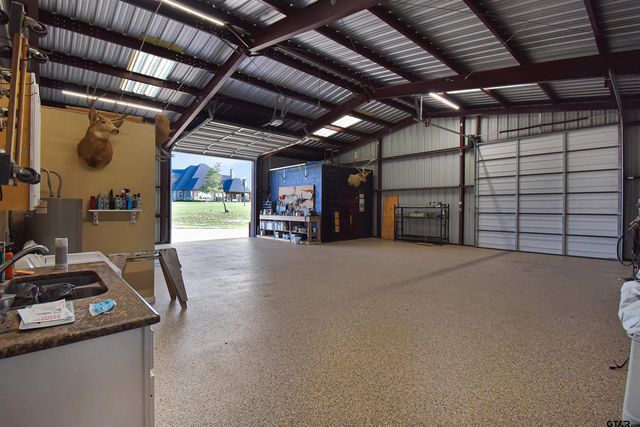 13096 Honey Poo Lane, Brownsboro, TX 75756