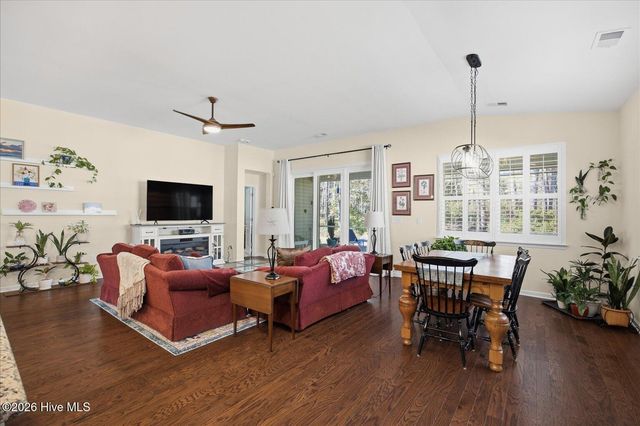 197 Calabash Lakes Boulevard, Carolina Shores, NC 28467