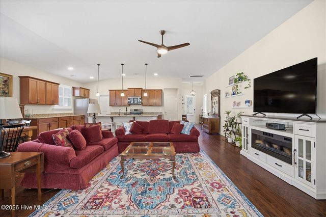 197 Calabash Lakes Boulevard, Carolina Shores, NC 28467