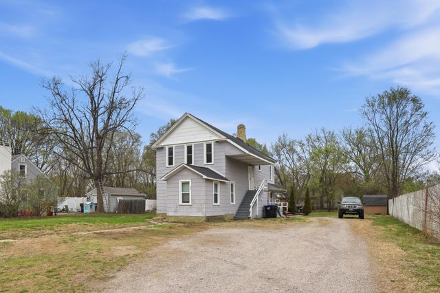 331 3rd E Street, Monticello, MN 55362