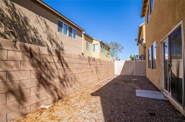 3925 MEADOW FOXTAIL Drive, Las Vegas, NV 89122