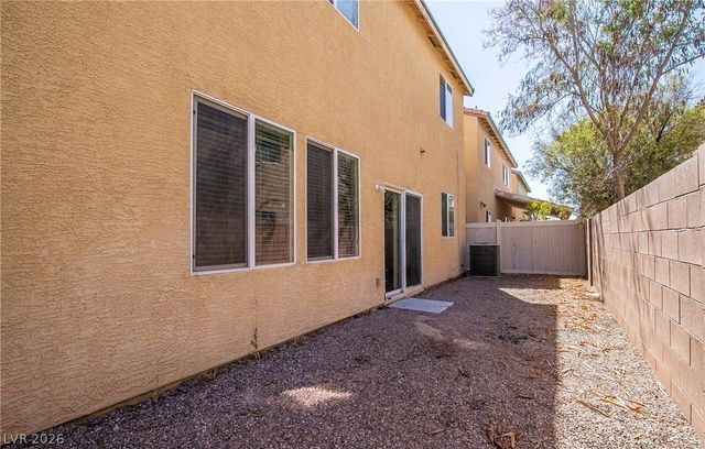 3925 MEADOW FOXTAIL Drive, Las Vegas, NV 89122