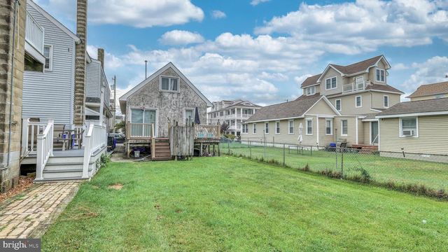 17 S JEFFERSON AVE, Margate City, NJ 08402