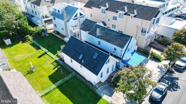 17 S JEFFERSON AVE, Margate City, NJ 08402