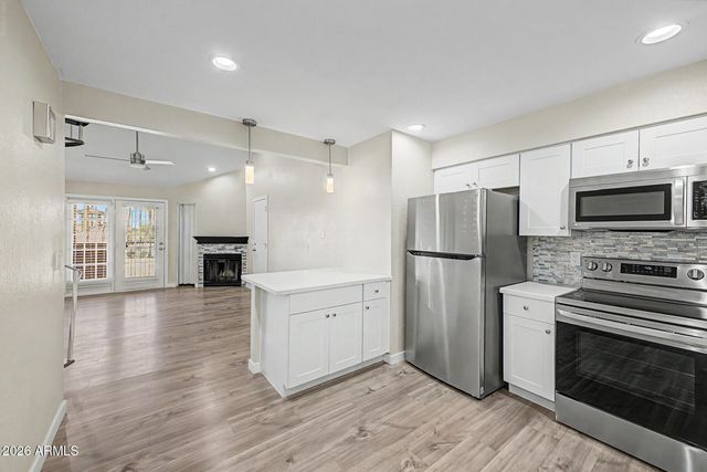 4901 S CALLE LOS CERROS Drive 225, Tempe, AZ 85282