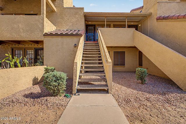 4901 S CALLE LOS CERROS Drive 225, Tempe, AZ 85282