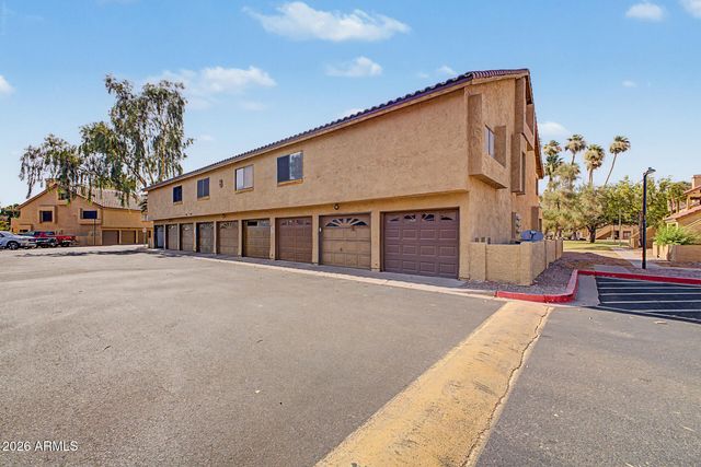 4901 S CALLE LOS CERROS Drive 225, Tempe, AZ 85282