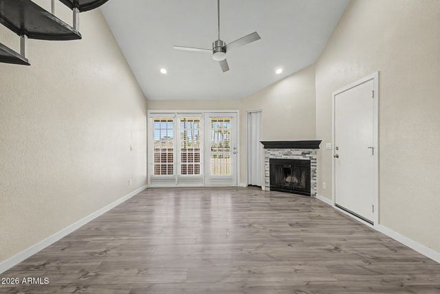 4901 S CALLE LOS CERROS Drive 225, Tempe, AZ 85282