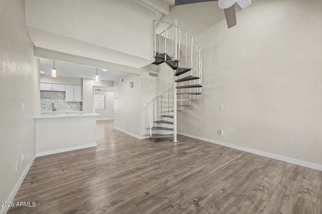 4901 S CALLE LOS CERROS Drive 225, Tempe, AZ 85282