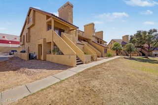 4901 S CALLE LOS CERROS Drive 225, Tempe, AZ 85282
