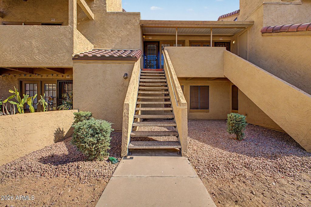 4901 S CALLE LOS CERROS Drive 225, Tempe, AZ 85282 — photo 2
