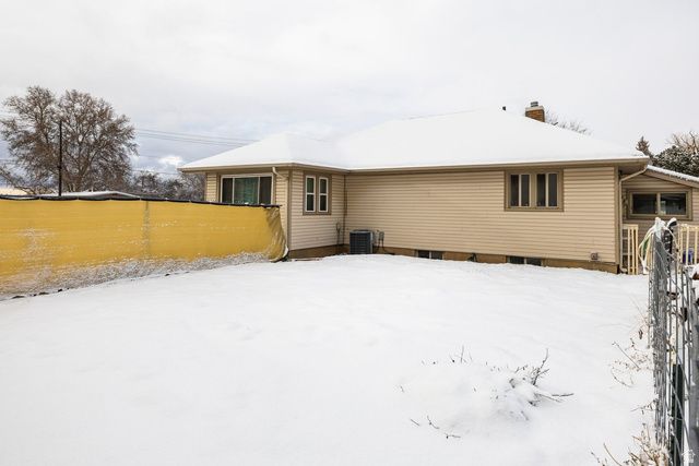 5854 S 3500 W, Roy, UT 84067