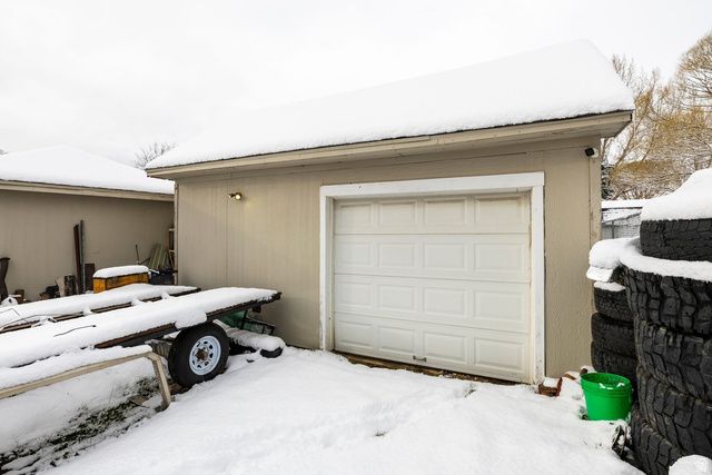 5854 S 3500 W, Roy, UT 84067
