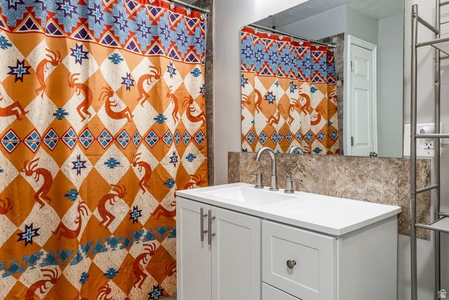 5854 S 3500 W, Roy, UT 84067