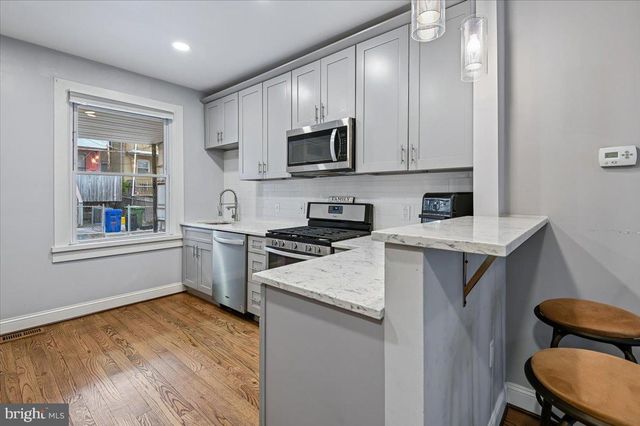 104 N BELNORD AVE, Baltimore, MD 21224
