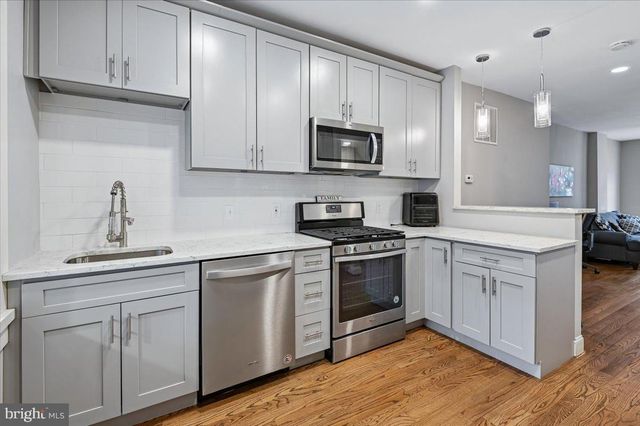104 N BELNORD AVE, Baltimore, MD 21224