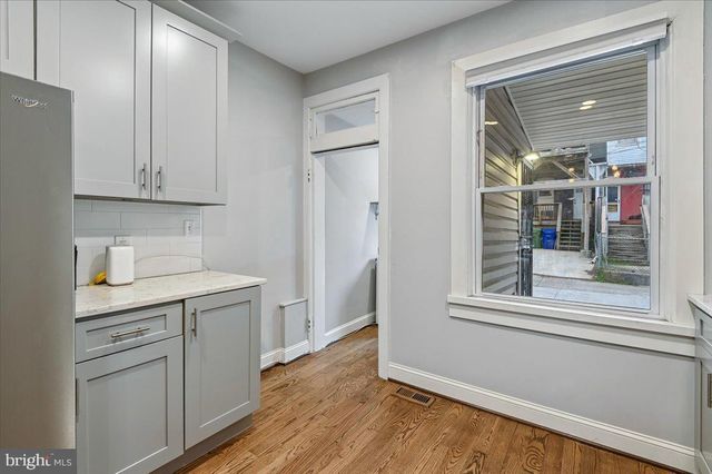 104 N BELNORD AVE, Baltimore, MD 21224