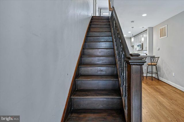 104 N BELNORD AVE, Baltimore, MD 21224