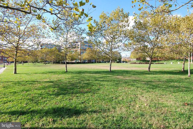 104 N BELNORD AVE, Baltimore, MD 21224