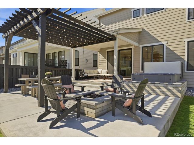 8989 Bellsong Dr, Littleton, CO 80125