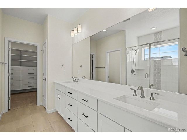 8989 Bellsong Dr, Littleton, CO 80125