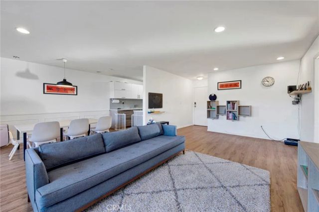 2468 Mohawk 105, Pasadena, CA 91107