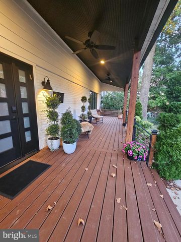 5311 ROOSEVELT ST, Bethesda, MD 20814