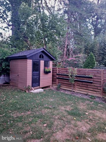 5311 ROOSEVELT ST, Bethesda, MD 20814