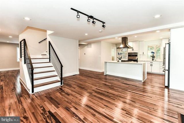 5311 ROOSEVELT ST, Bethesda, MD 20814