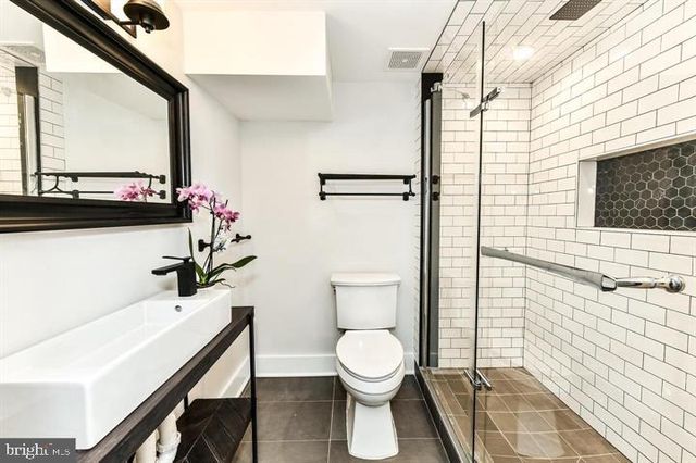 5311 ROOSEVELT ST, Bethesda, MD 20814