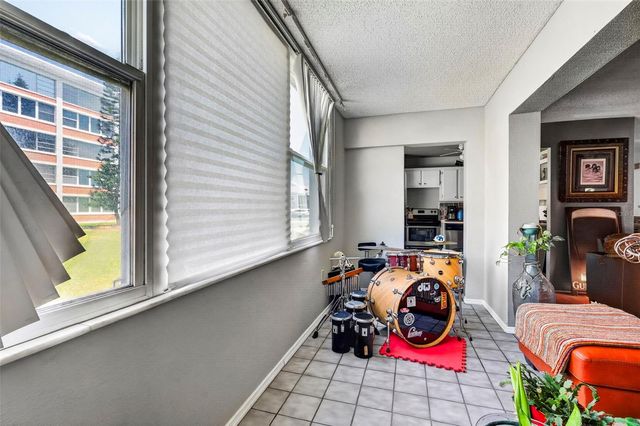 6960 20TH AVENUE N 105, St Petersburg, FL 33710