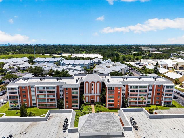 6960 20TH AVENUE N 105, St Petersburg, FL 33710