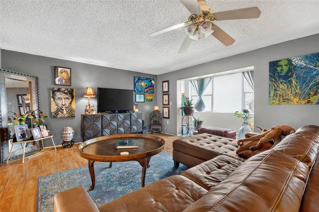 6960 20TH AVENUE N 105, St Petersburg, FL 33710