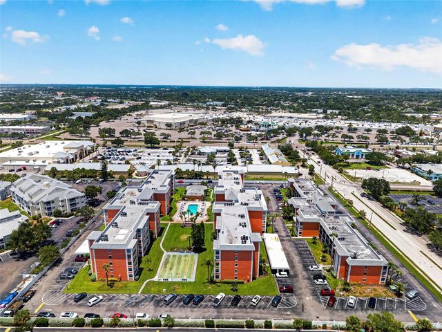 6960 20TH AVENUE N 105, St Petersburg, FL 33710