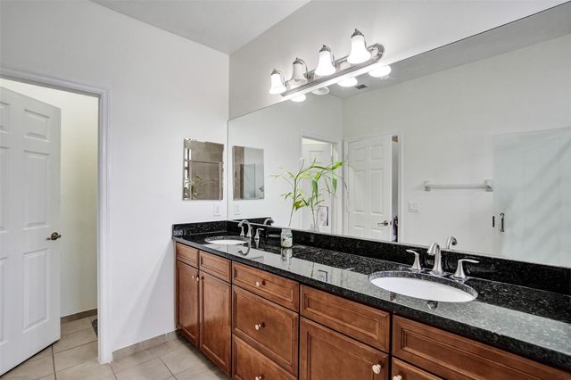 8768 NW 98th Avenue 8768, Doral, FL 33178
