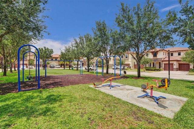8768 NW 98th Avenue 8768, Doral, FL 33178