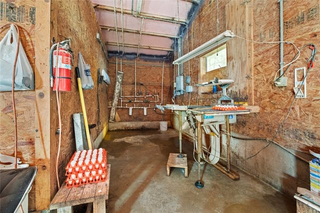 10768 Elms Road, Summers, AR 72769