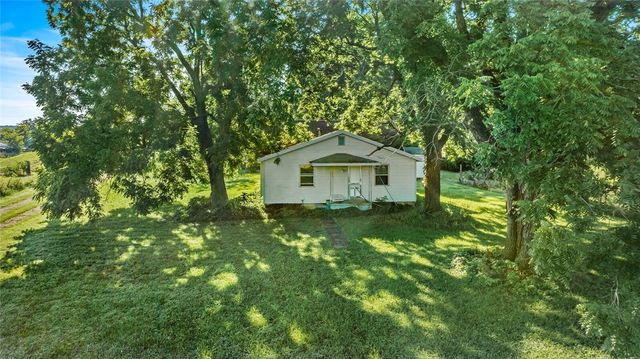 10768 Elms Road, Summers, AR 72769