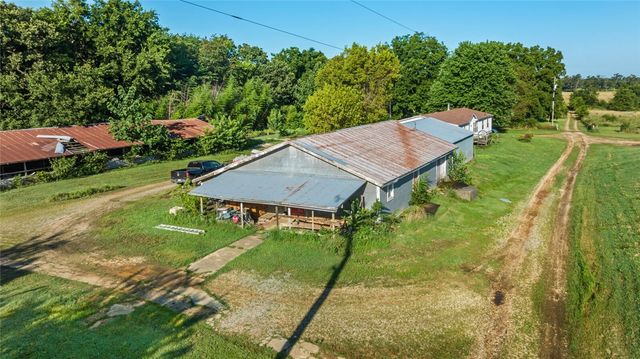 10768 Elms Road, Summers, AR 72769